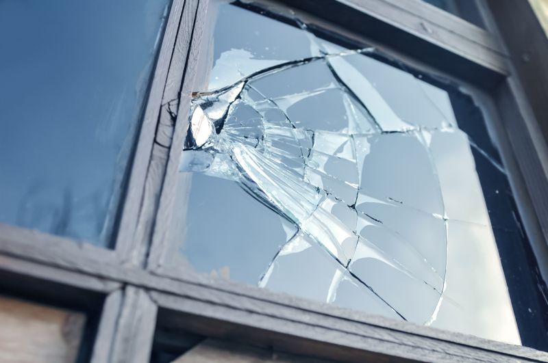 Curved Window Repair in Alpharetta, GA